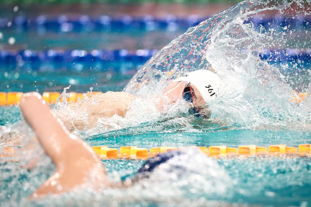 中的一堂深 中的一堂深