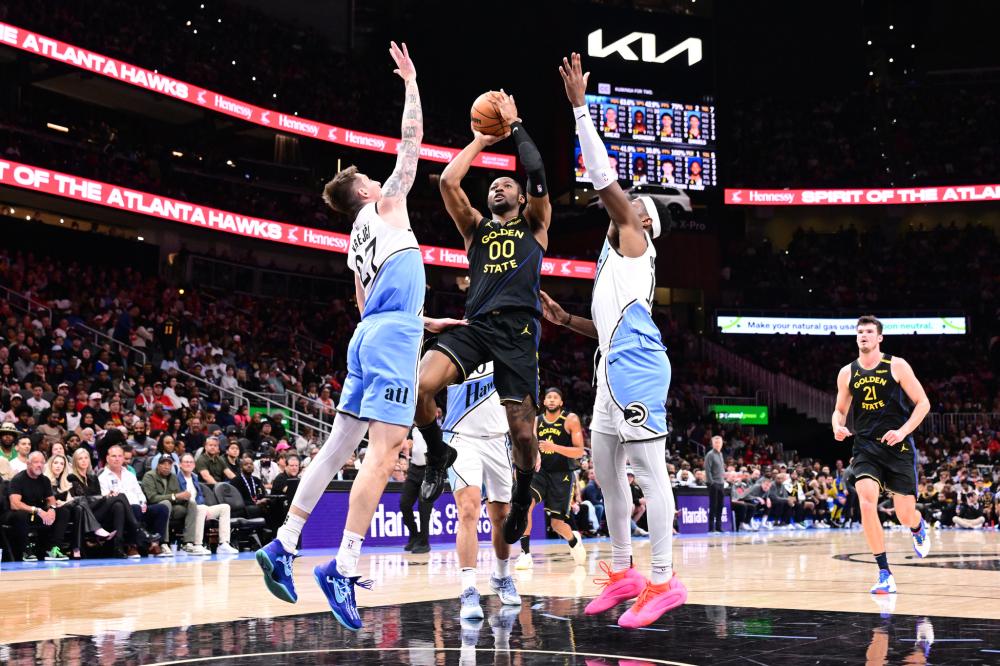 交媒体上与 交媒体上与