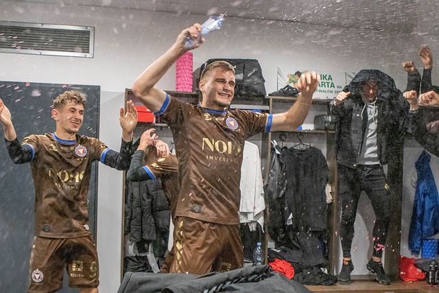 员赛季报销 员赛季报销